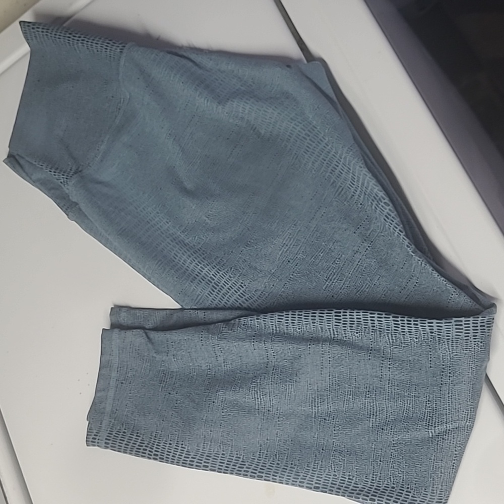 Zyia leggings